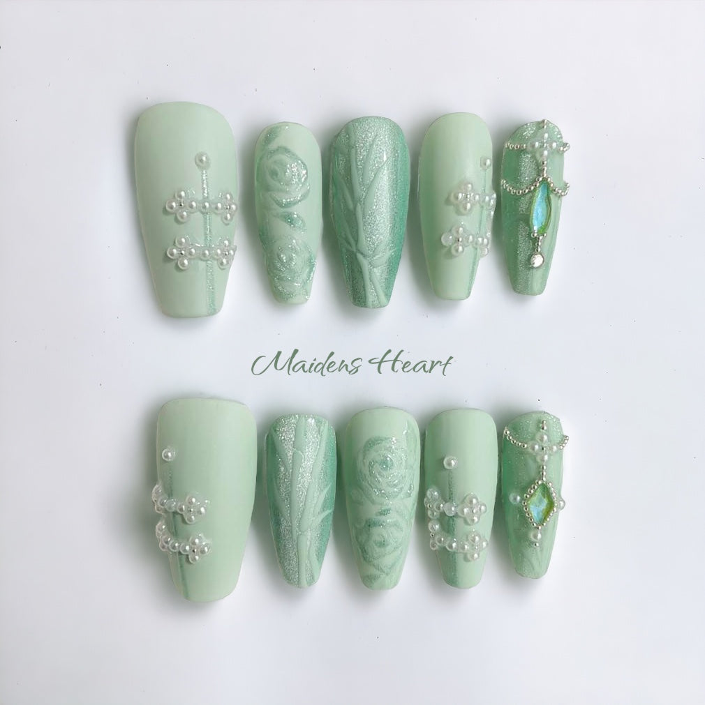 “Silken Whisper” press on nails kit